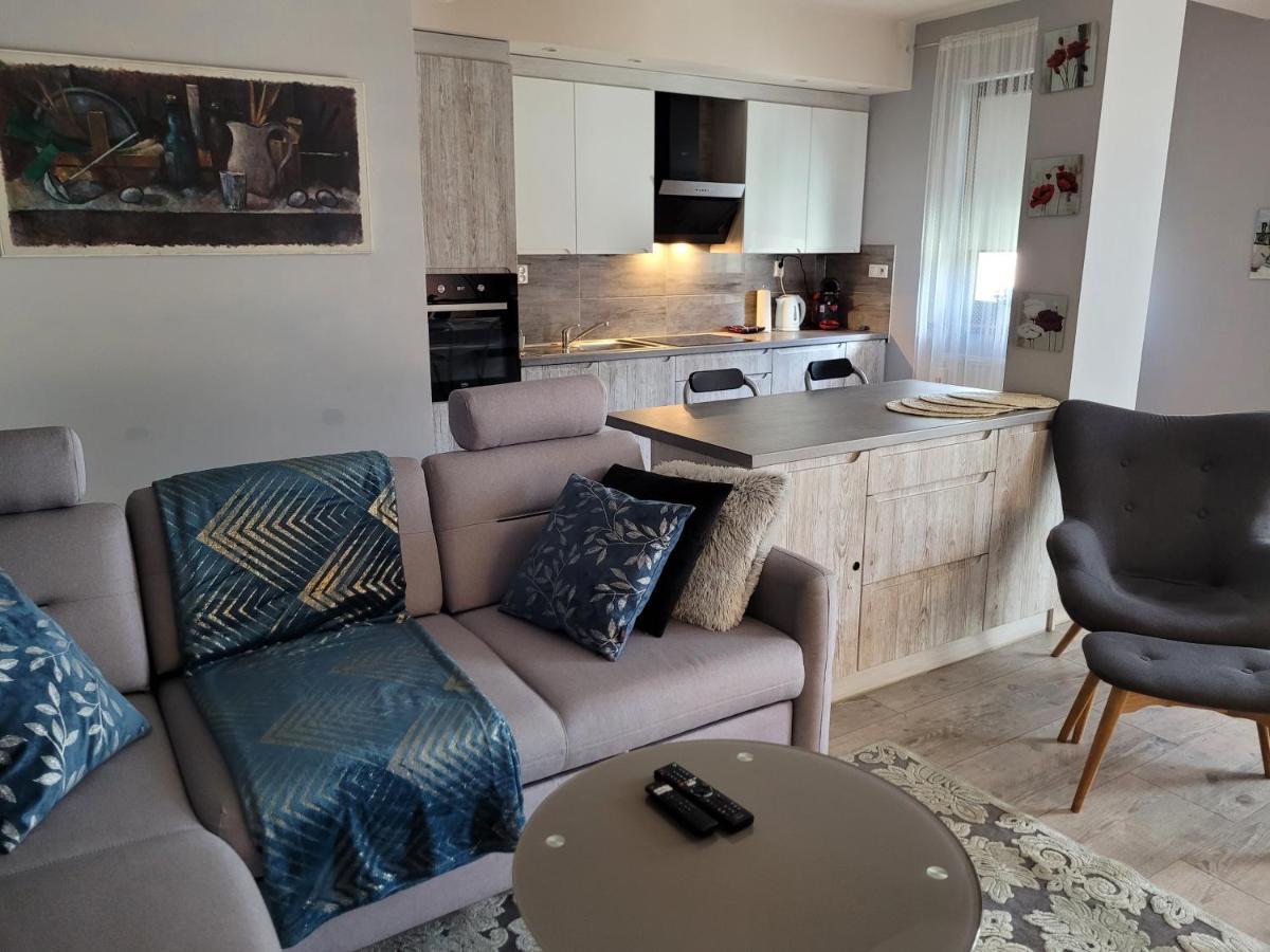 Apartament Lilla يلينيا غورا المظهر الخارجي الصورة